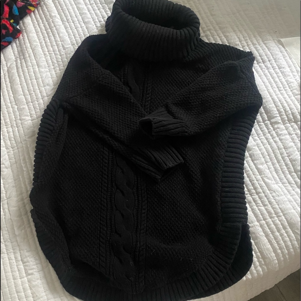 Express Black Round Hem Tunic Sweater